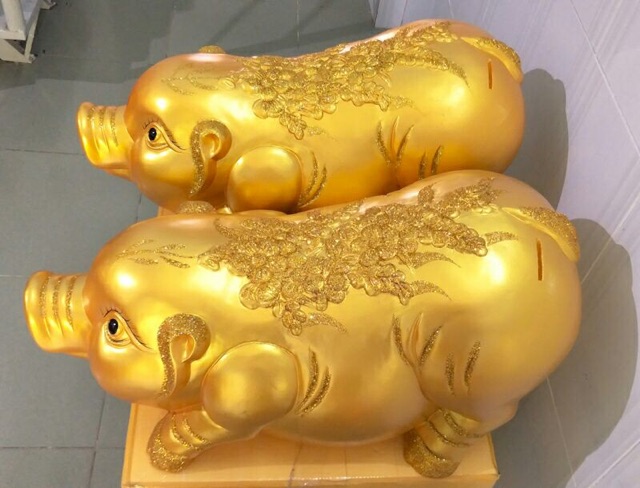 Heo Đất Khổng Lồ, Lợn Tiết Kiệm, Ống Heo Tiết Kiệm