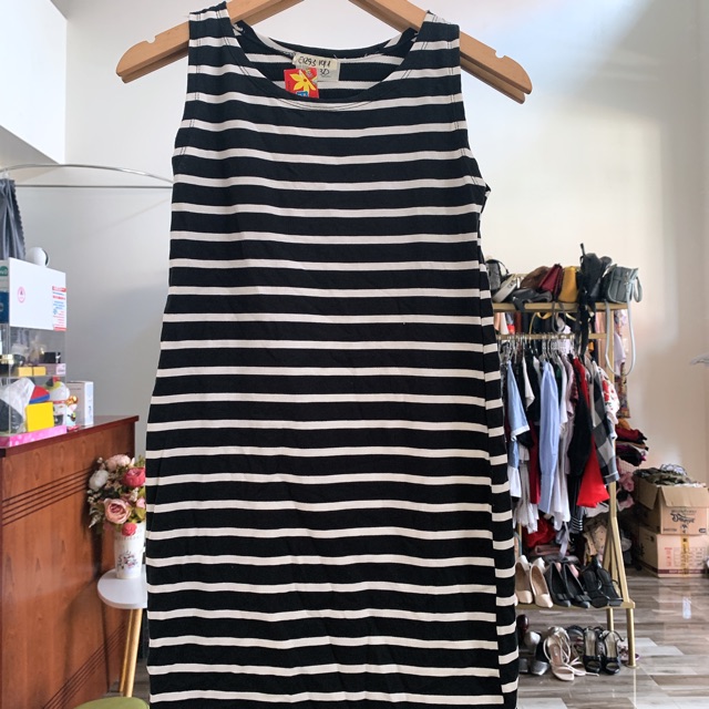Đầm thun đen sọc ngang eo 70 ct293 pass 30k