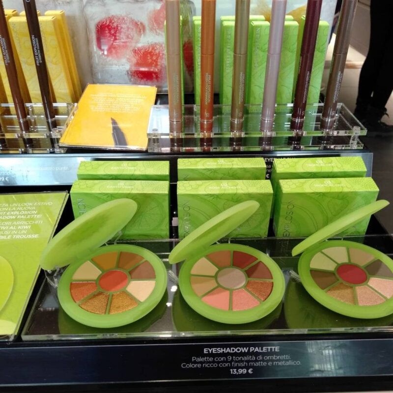 Phấn mắt 9 màu kiko Fruit Explosion Eyeshadow Palette - phấn mắt lâu trôi nhiều màu nhủ và lì