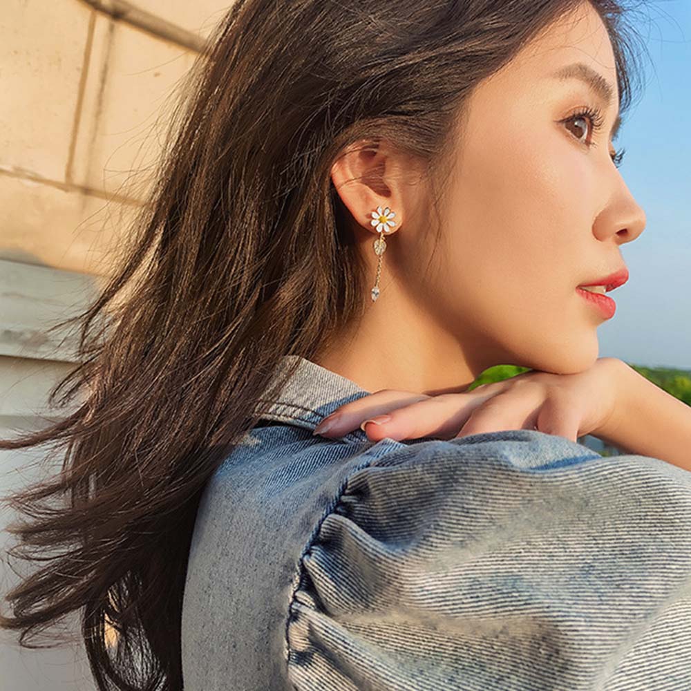 Bông Tai Dáng Dài Hình Hoa Cúc Xinh Xắn Cho Nữ