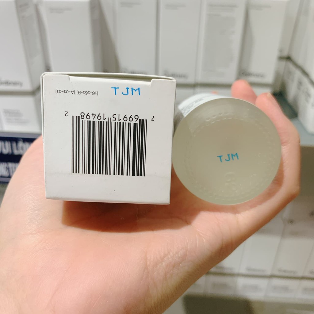 Tinh chất phục hồi The Ordinary Hyaluronic Acid 2% + B5