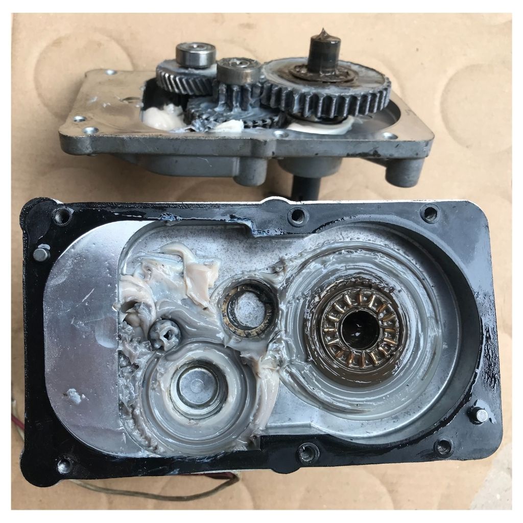 Mô tơ giảm tốc 220v/50Hz 25W 38 vòng/phút