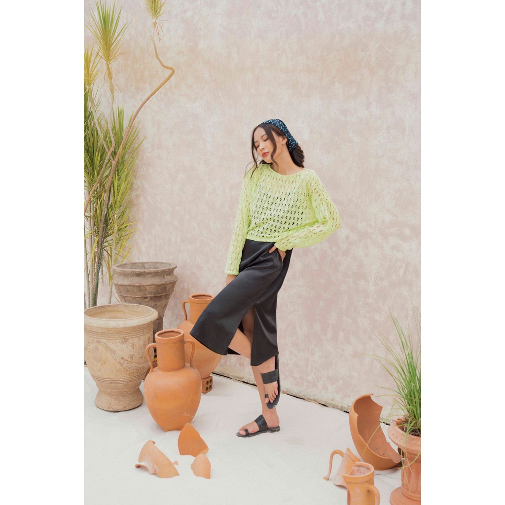 LIBÉ - Áo kiểu tay dài vải crochet xanh chuối