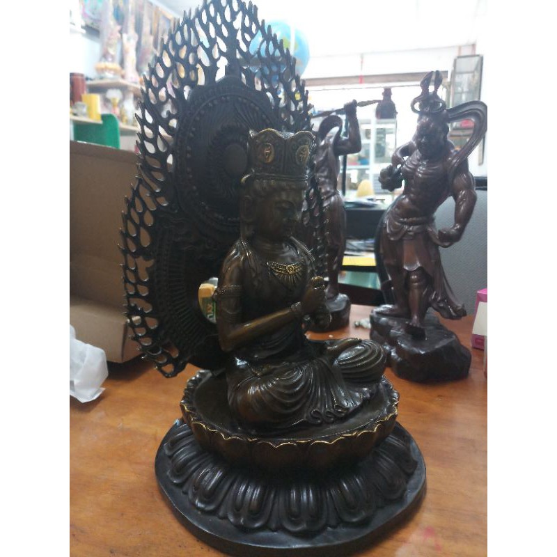 Tôn tượng Mật tông Tỳ Lô Giá Na Phật và Hộ Pháp Kim Cang