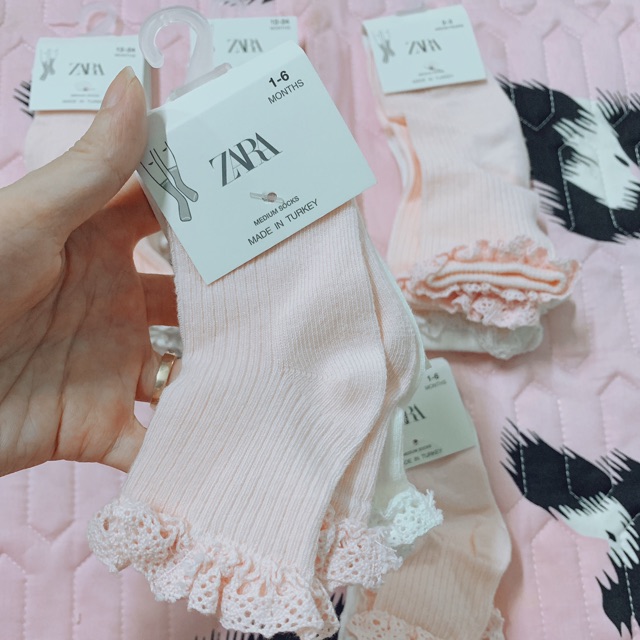 Tất cổ ren
