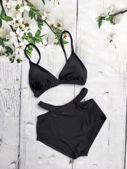 Bikini hai mảnh cut thời thượng ( kèm ảnh thật và khách mặc)