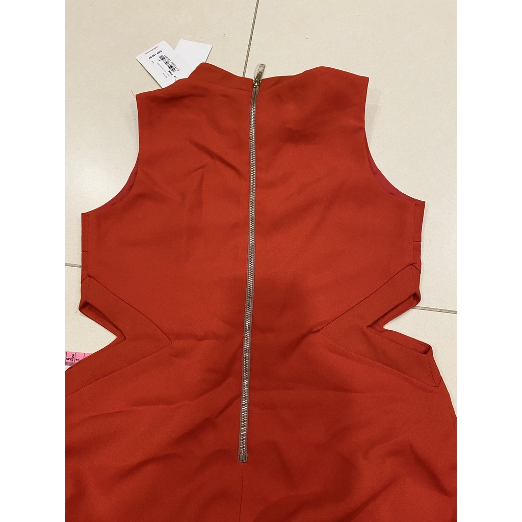 Đầm đuôi cá cutout