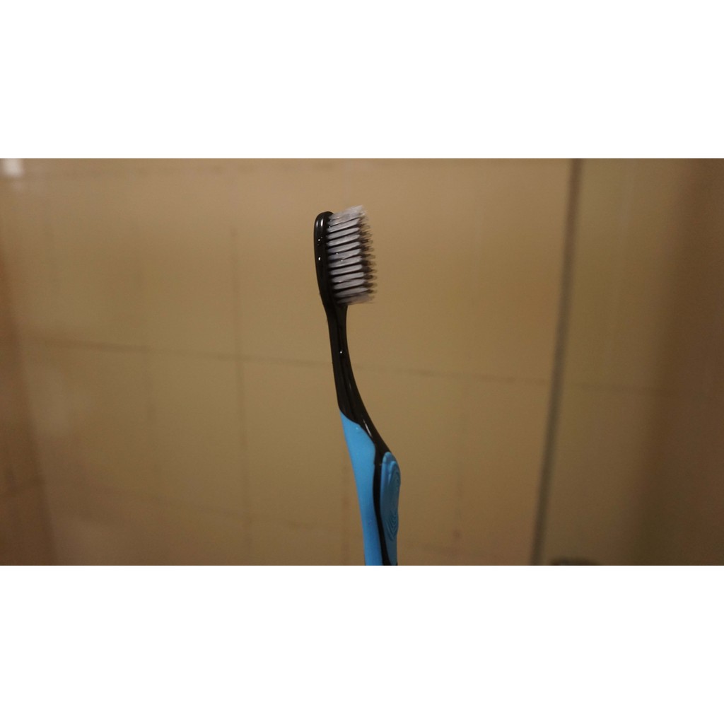 Bàn chải đánh răng than Tre BOSSI Cao cấp Hàn quốc . Hộp 30 chiếc