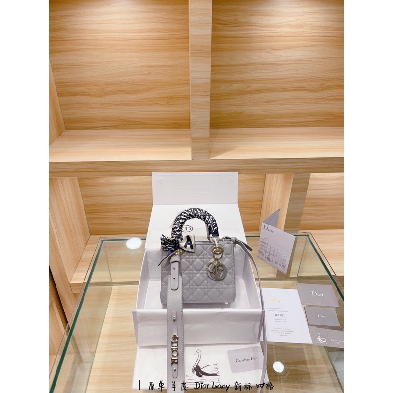 TÚI LADY CD - 𝐌𝐀̂̃𝐔 𝐌𝐎̛́𝐈