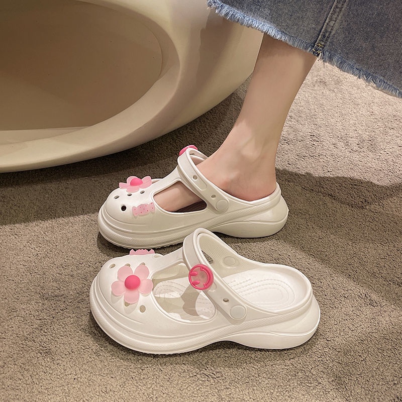 2023 Dép đi Biển Thời Trang Mới Của Phụ Nữ Dép Không Trơn Trượt Kiểu Hoa Màu Hồng CROCS