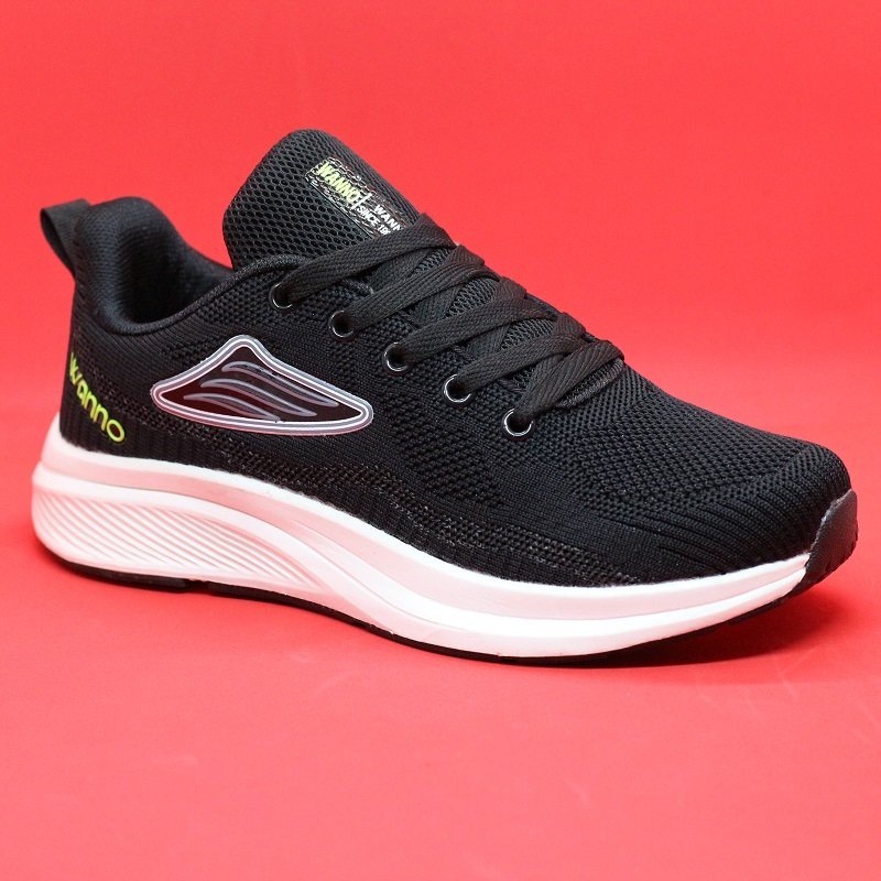 Giày sneaker, giày thể theo wano Nam Nữ đen chữ vàng, phong cách trẻ trung, năng động - Sản phẩm chính hãng có bảo hành