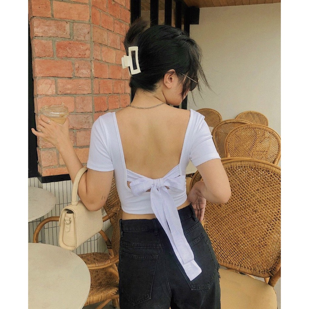 áo croptop xinh phối buộc nơ lưng cổ vuông xinh hot hti chất đẹp