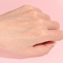 [Hàng mới về] Xịt khoáng khóa lớp trang điểm GOGO TALES ánh nhũ giữ lớp trang điểm lâu trôi và cấp ẩm tức thì cho làn da | BigBuy360 - bigbuy360.vn