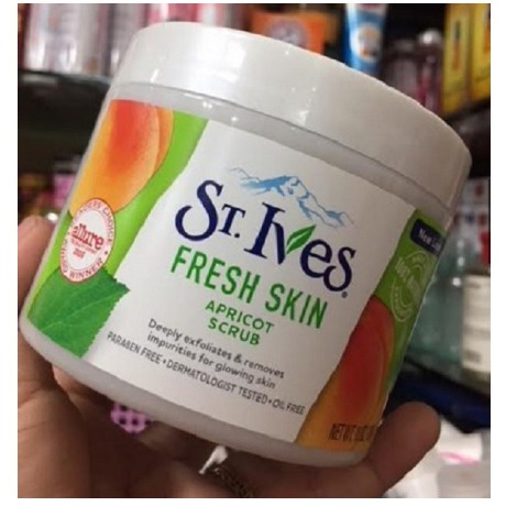 Tẩy Tế Bào Chết Body STIves Fresh Skin 283g - Mơ sọc cam cho da nhạy cảm - BẢN MỚI