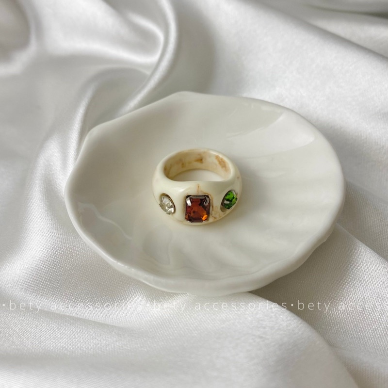 [Bigsize] Nhẫn nhựa resin freesize phong cách hàn quốc (Màu ngẫu nhiên)