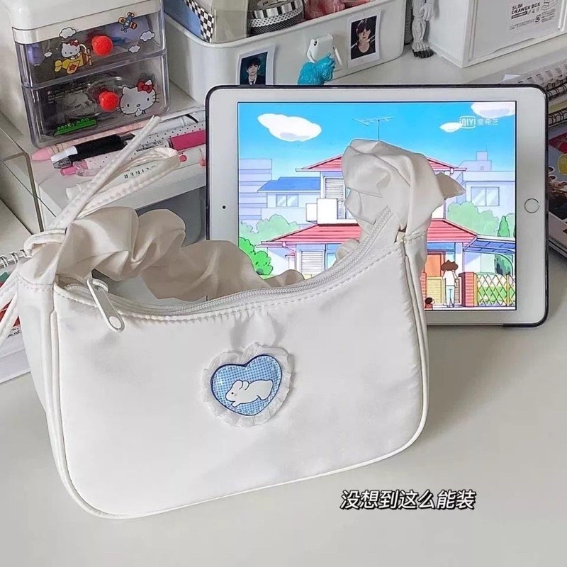 Túi xách kẹp nách dây rút trái tim xinh xỉuu~