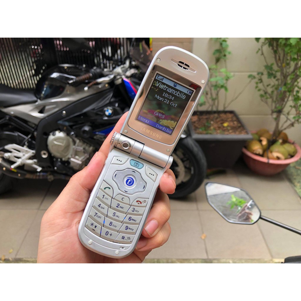 Điện thoại Samsung SGH-V205 chính hãng