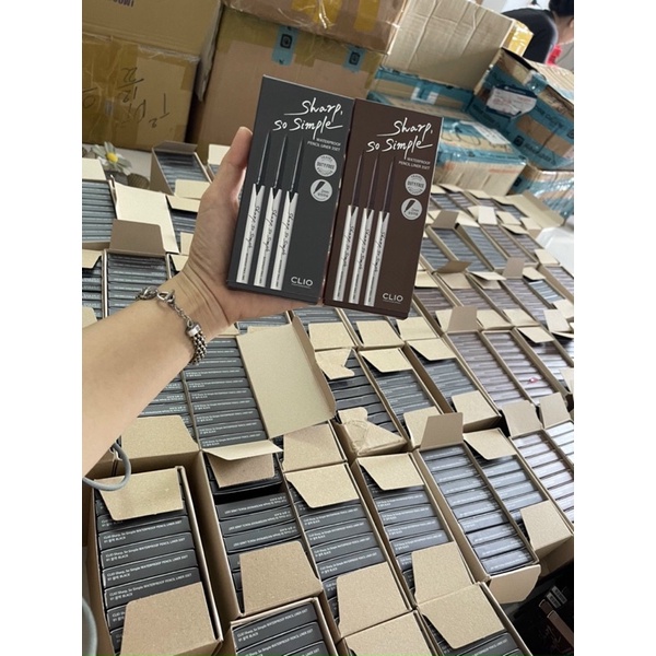 Chì kẻ viền mắt CLIO SHARP SO SIMPLE WATERPROOF PENCIL LINER 0.14g
