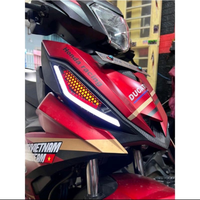 Đèn Demi Audi i8 gắn WINNER V1 - GTR chỉnh màu app điện thoại