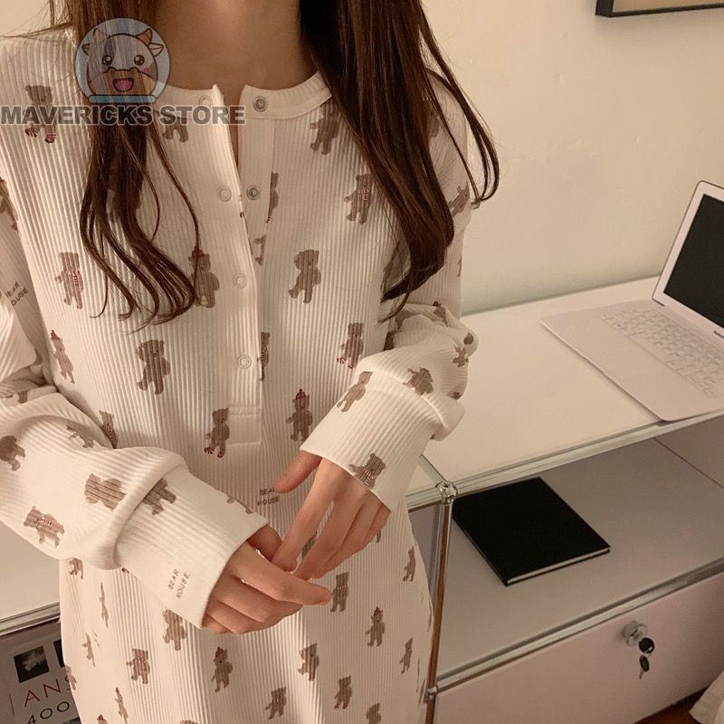 Đầm Ngủ Tay Dài In Hình Gấu Dễ Thương Phong Cách Nhật Bản Dành Cho Nữ