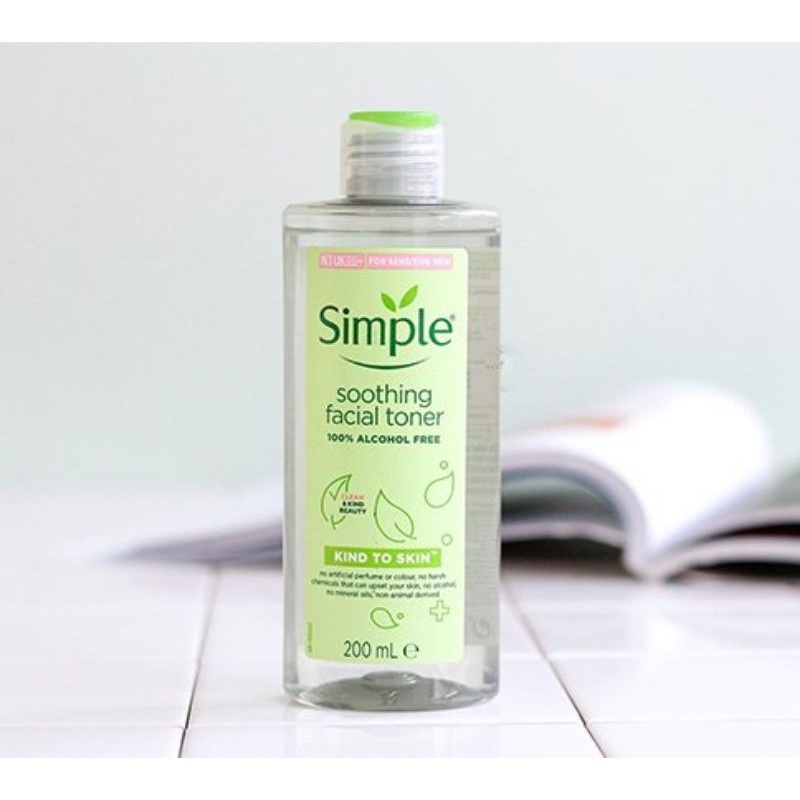 Nước Hoa Hồng Simple Soothing Facial Toner 200ml Hàn Quốc Chính Hãng New