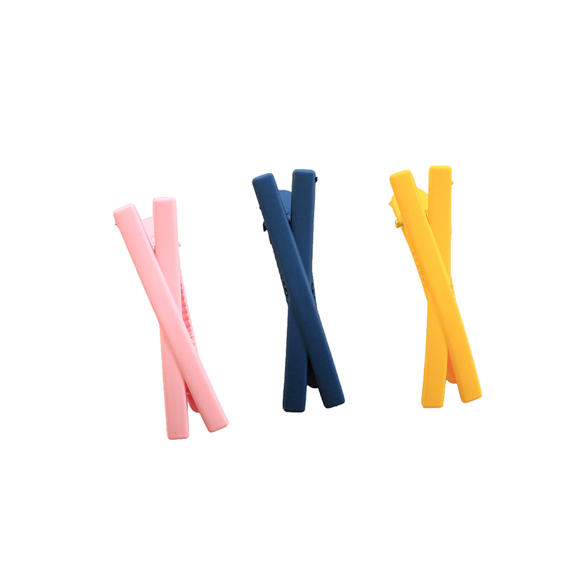 Kẹp tóc thiết kế đơn giản hợp xinh xắn