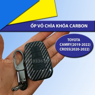 🔥HCM- Ốp chìa khóa carbon theo xe Toyota Cross, Camry 2019-2022.