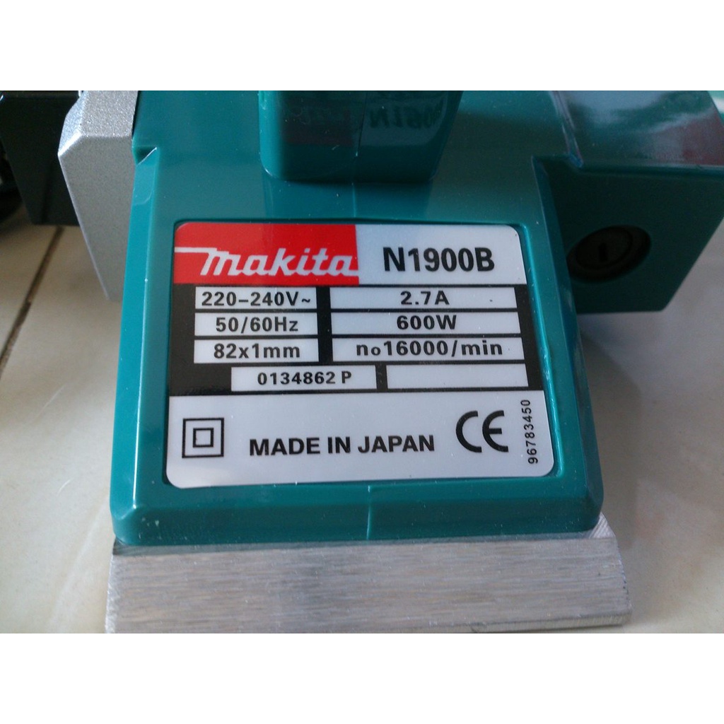Máy Bào Gỗ Cầm Tay 82mm Makita 1900B - Máy bào gỗ 82mm Makita - Công suất 600w - Bảo hành 6 tháng