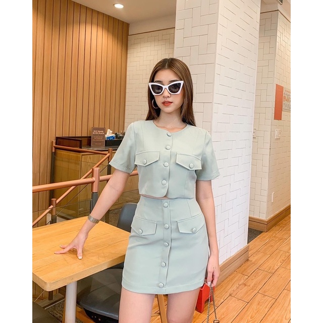 Áo Croptop Rubies xanh mint