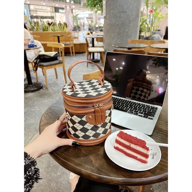 Túi Xách Nữ Dáng Cốp Tròn Ô Trám, Túi Đeo Chéo Nữ Kèm Khăn