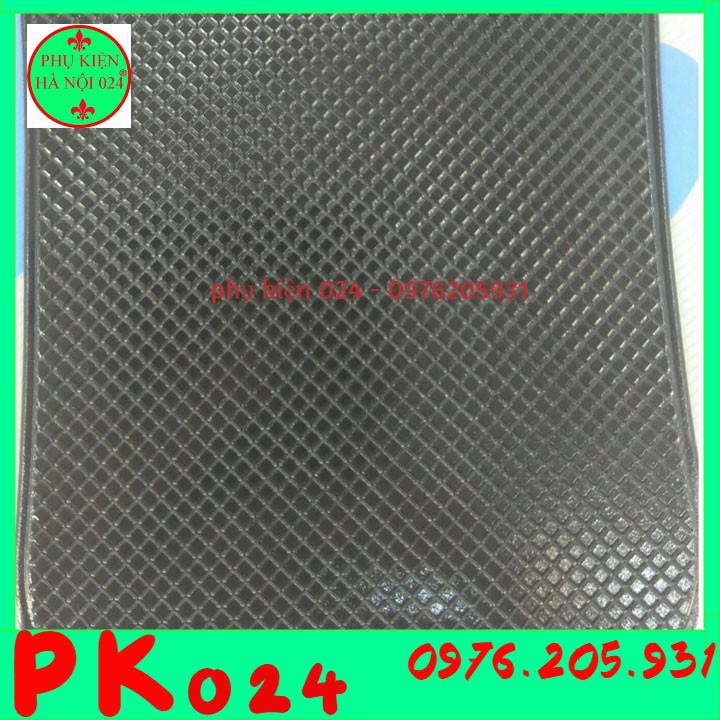 Thảm Chống Trơn Trượt Cho Xe Ô Tô 14x9cm