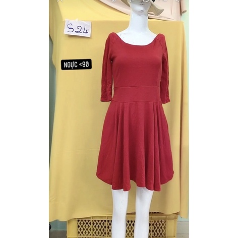 đầm Đỏ xoè cổ thuyền size S-M.S24