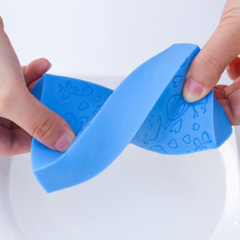 Bàn Chải Tắm Bằng Bọt Biển Giúp Mát Xa Và Tẩy Tế Bào Chết Cho