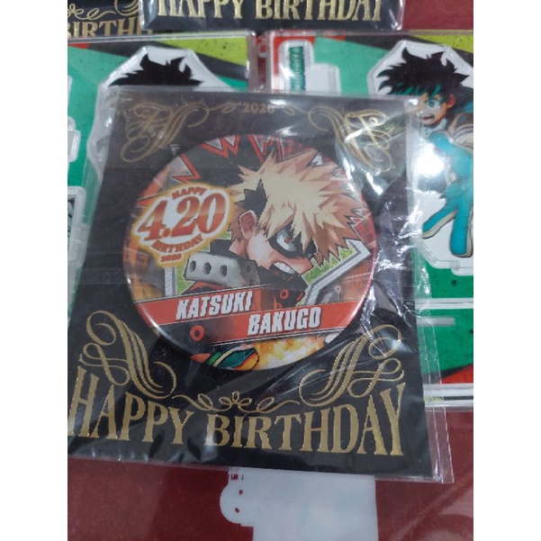 Huy hiệu + standee sinh nhật BnHA