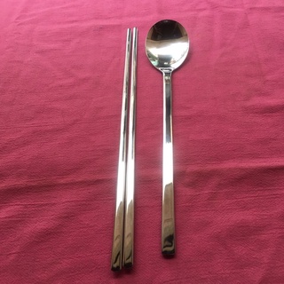 Bộ muỗng đũa đầu dẹp inox kiểu Hàn Quốc không hoa văn