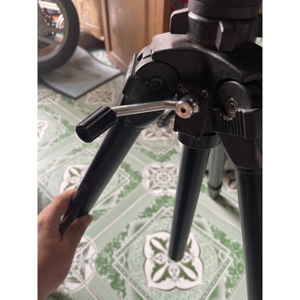Tripod khủng long Slik Professional  2 hợp kim AMT