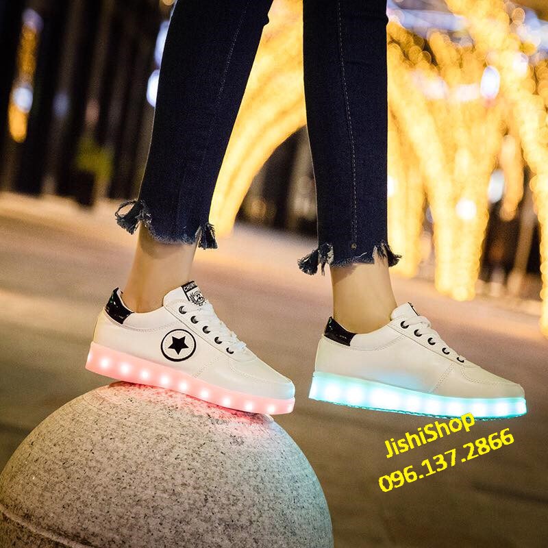 (GIÁ GỐC ) GIÀY PHÁT SÁNG ĐÈN LED NGÔI SAO NHỎ NĂNG ĐỘNG mã sản phẩm FW1970