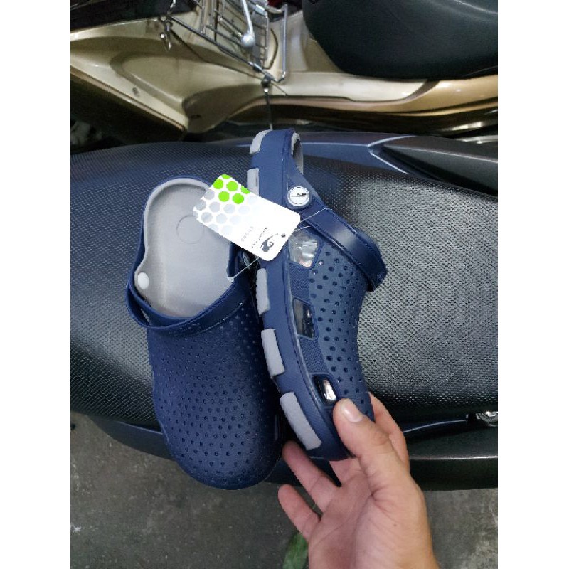 Dép sục nhựa nam thời trang cao cấp lưới nhỏ | BigBuy360 - bigbuy360.vn