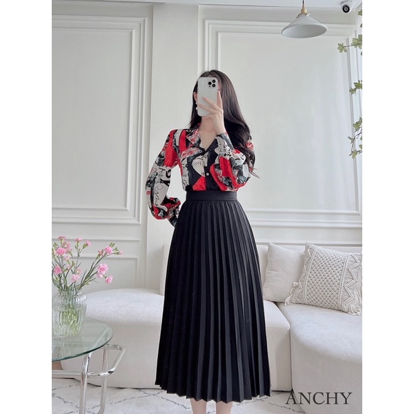AS005 - Chân váy dập ly đen trắng