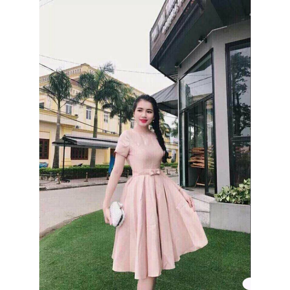 ĐẦM XÒE XẾP LY EO NƠ TAY CON D1717130