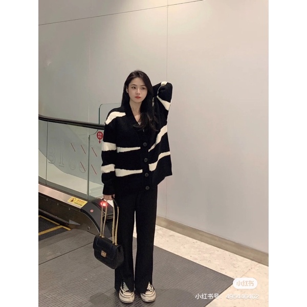 Lea - Cardigan trắng đen đơn giản
