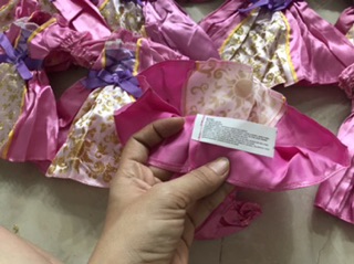 Váy đầm cho búp bê