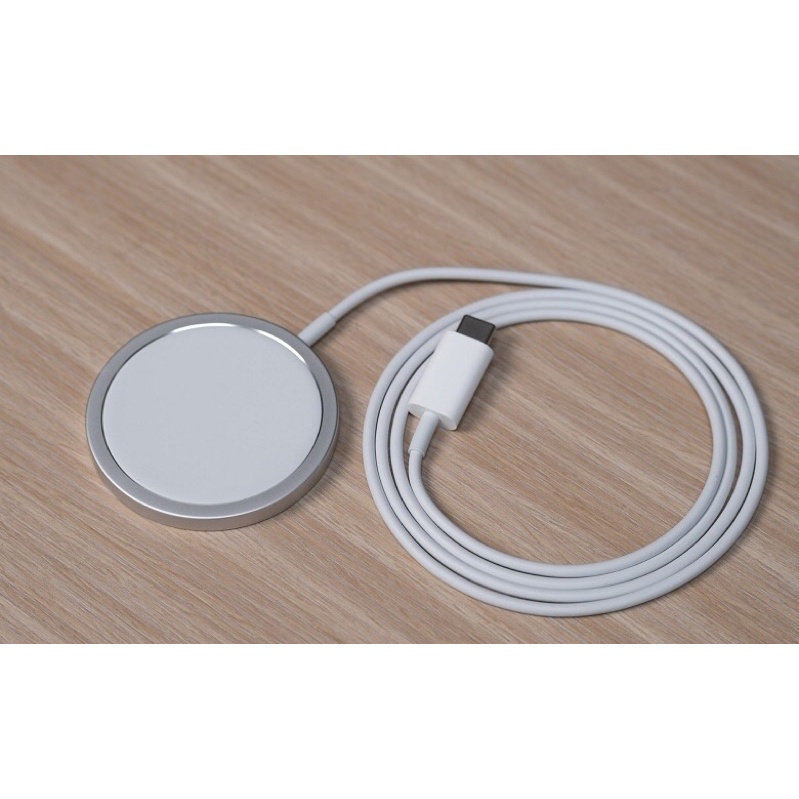 [BH 12 Tháng] Sạc không dây Apple MagSafe cho iPhone 12 và các dòng máy hỗ trợ sạc không dây chuẩn