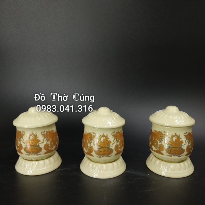 Hũ đựng nước có đế , có nắp màu vàng ngà