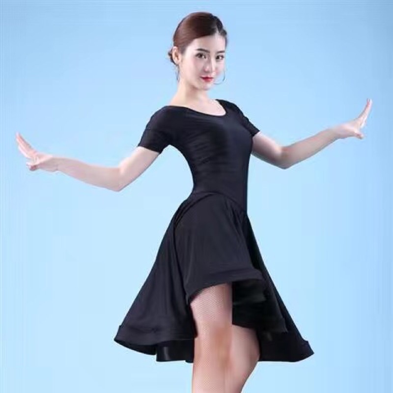 Đầm khiêu vũ chất nhung đầm ôm xoè