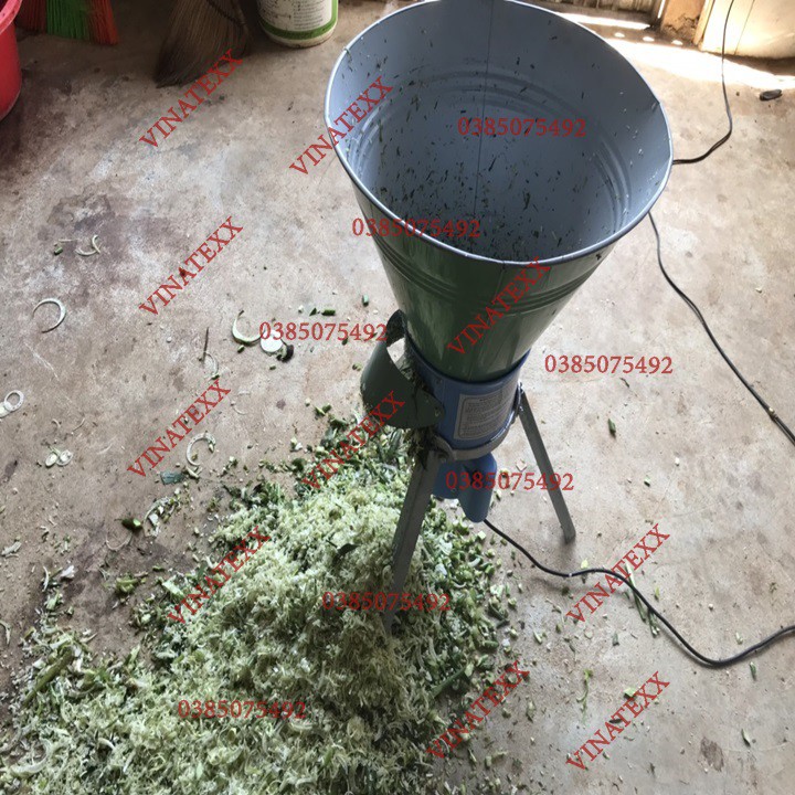 Máy xay rau muốn cho heo - cá