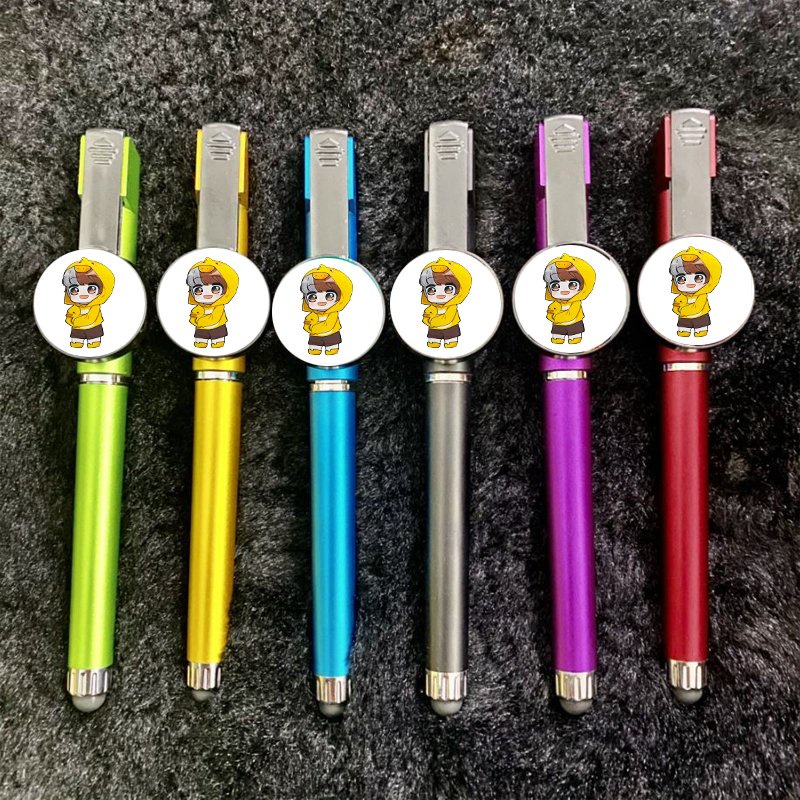 Bút cảm ứng huy hiệu in hình HERO TEAM ver ÔM THÚ Simmy Phong cận Siro Mr Vịt Sammy Đào Timmy Kairon Timy