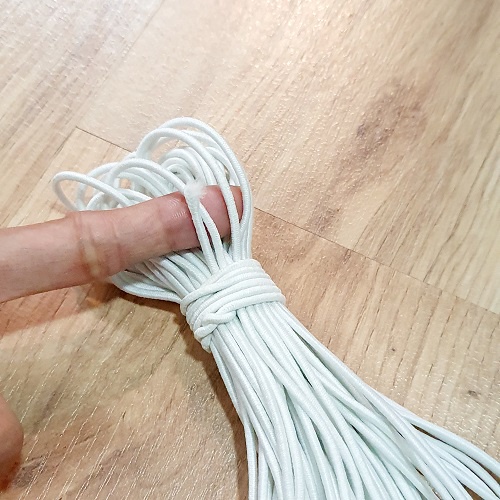 [HCM]Một Cuộn Thun Khuy Tròn Lớn Màu Trắng 2mm - Dài 12mm (Thun Chỉ Lớn) Dùng Cho May Vá và Trang Trí