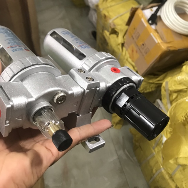 Bộ lọc tách hơi nước khí nén