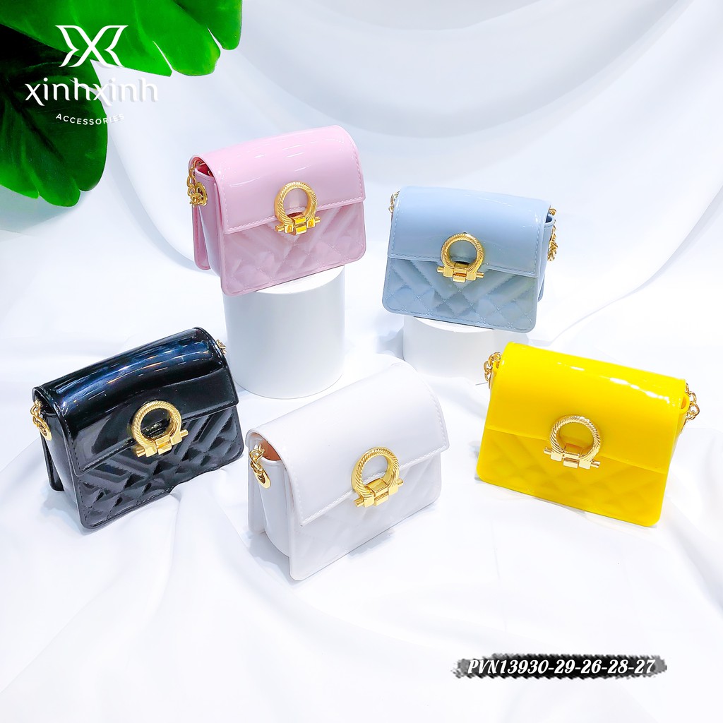 Túi xách cho bé , túi đeo chéo bé gái mini da bóng trần trám khóa tròn - Xinh Xinh Accessories